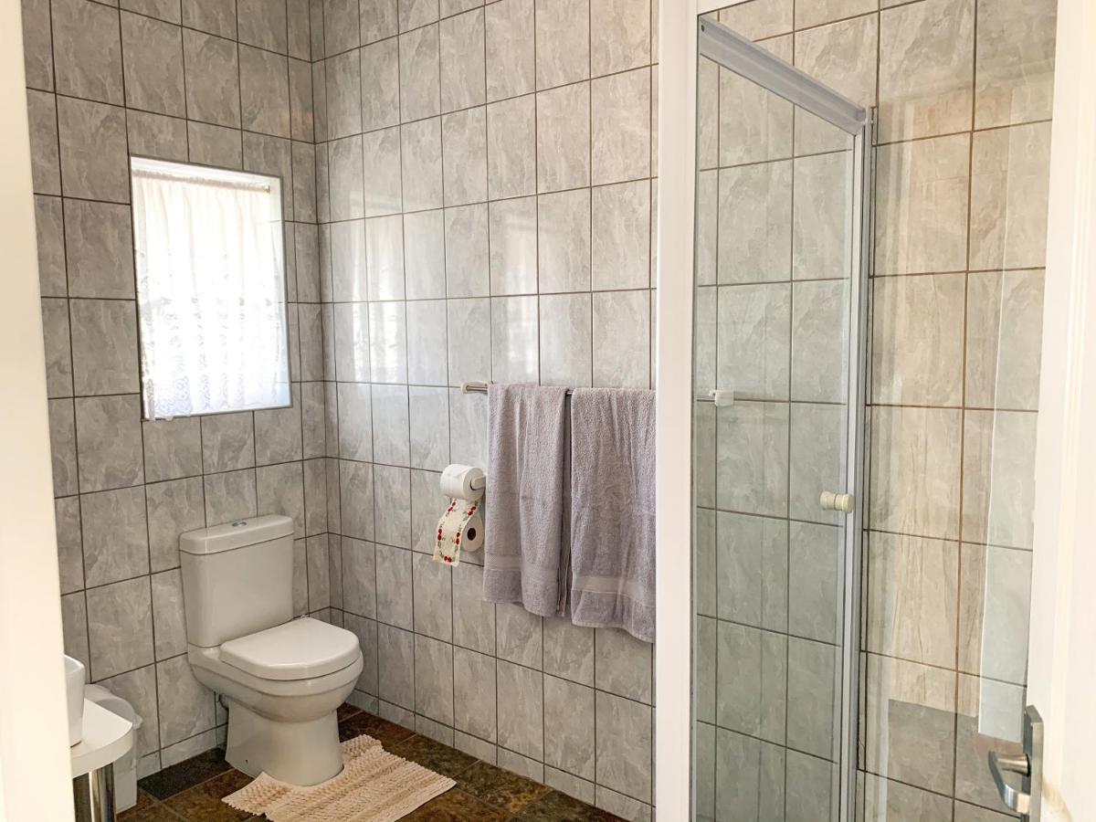 Marina Martinique B&B Jeffreys Bay Exterior photo