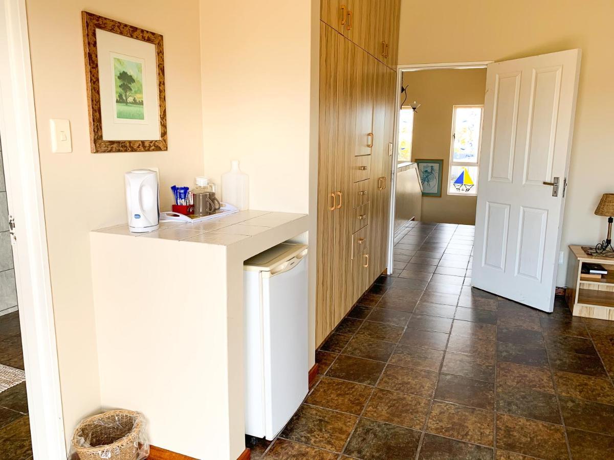 Marina Martinique B&B Jeffreys Bay Exterior photo